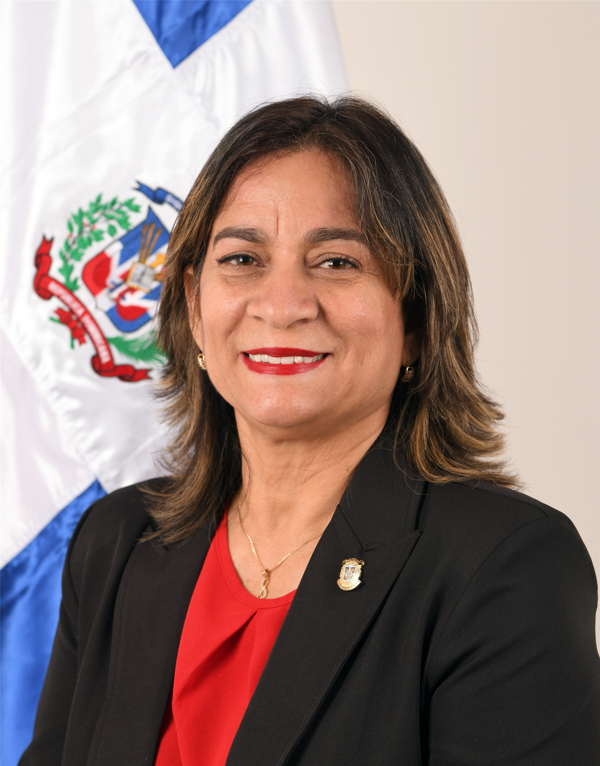 MARIBEL ALTAGRACIA ALMANZAR DE OGANDO 